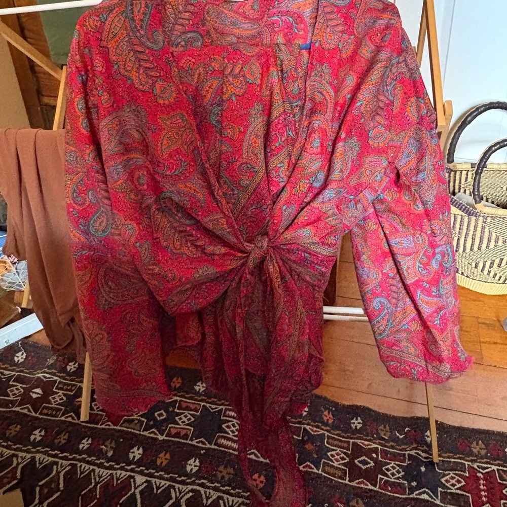 Vibrant Paisley set